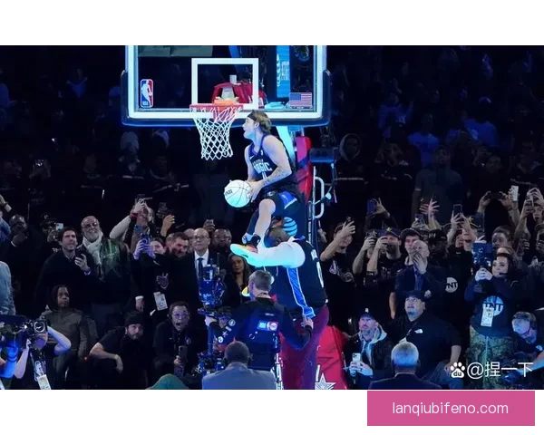 全明星扣篮大赛精彩回顾与历史经典瞬间解析