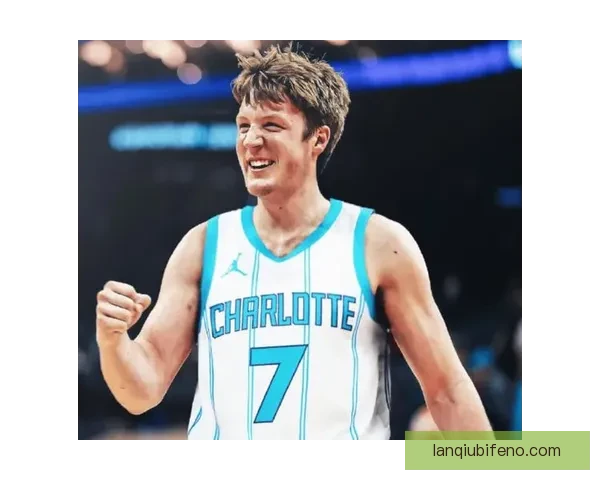 犹他爵士遭遇惨败夏洛特黄蜂狂砍高分创赛季新低 犹他爵士遭遇惨败夏洛特黄蜂狂砍高分创赛季新低